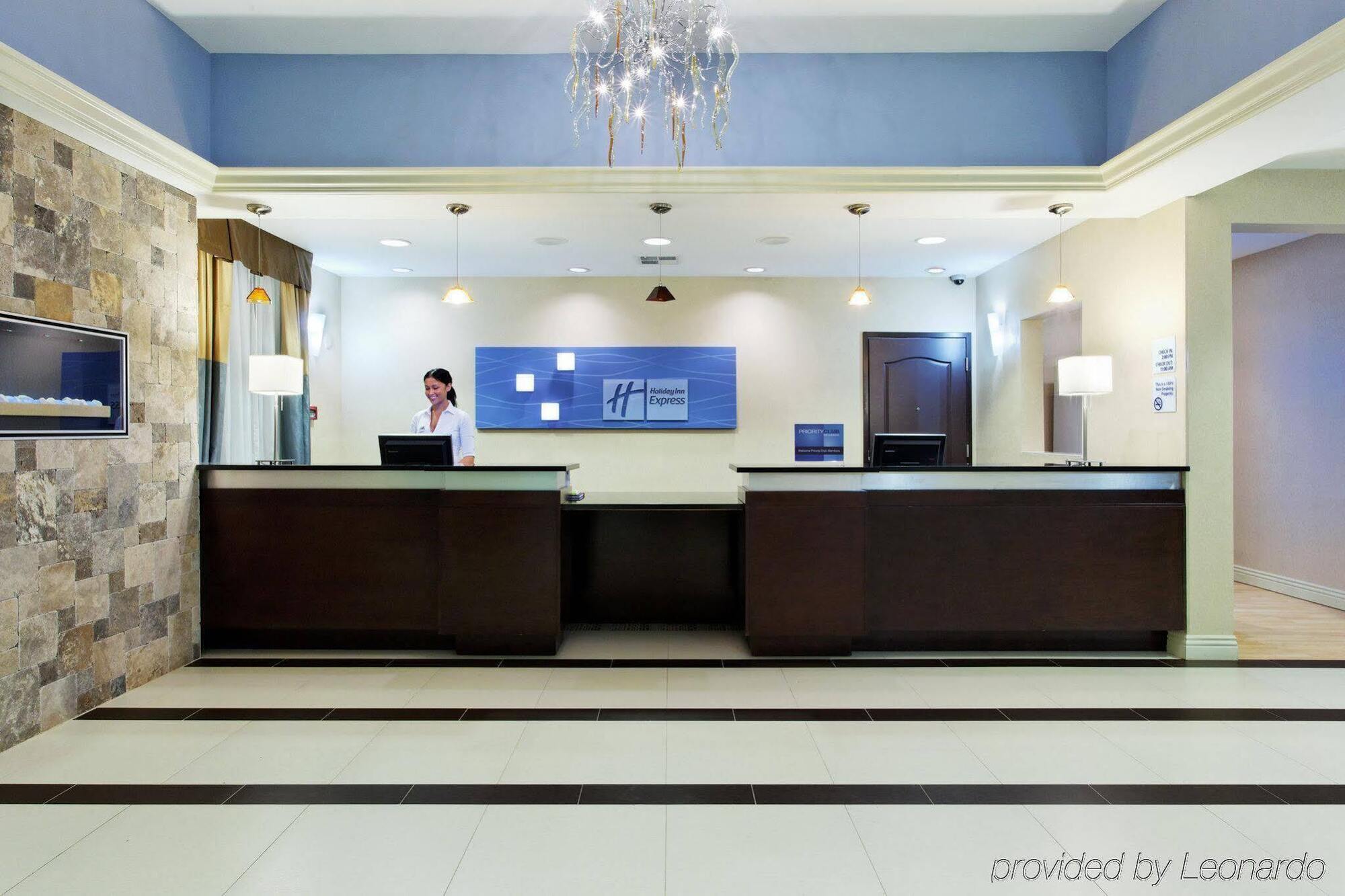 Holiday Inn Express Benicia By Ihg Exterior photo